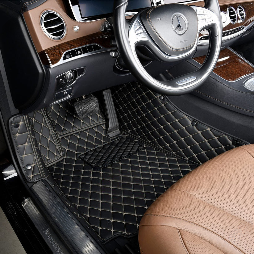 BLACK & BEIGE DIAMOND PATTERN CAR MATS SET