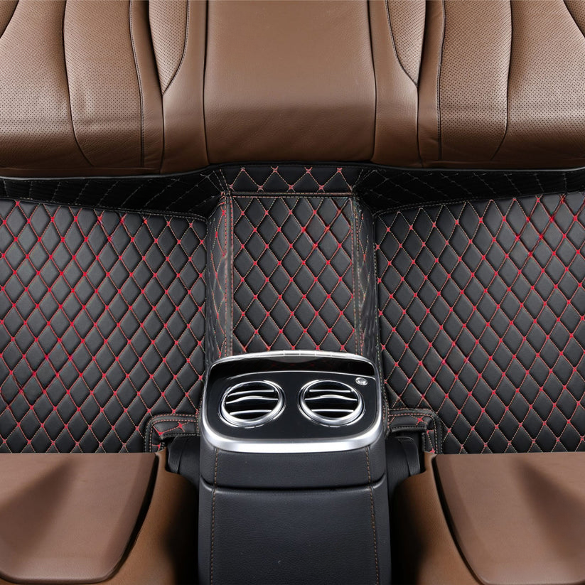 BLACK & RED DIAMOND PATTERN CAR MATS SET