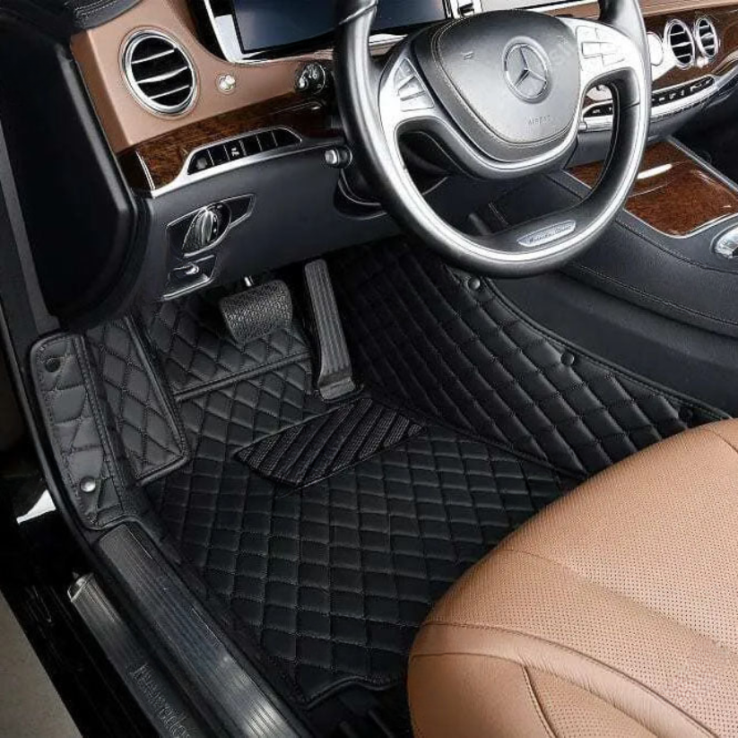BLACK & BLACK DIAMOND PATTERN CAR MATS SET