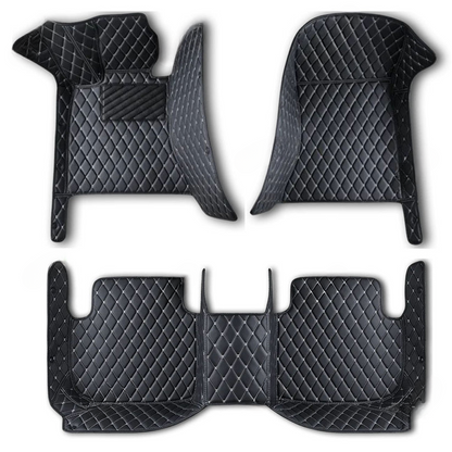 BLACK & WHITE DIAMOND PATTERN CAR MATS SET